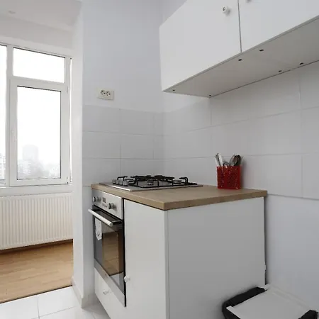 3 Bdrm In Center * Бухарест